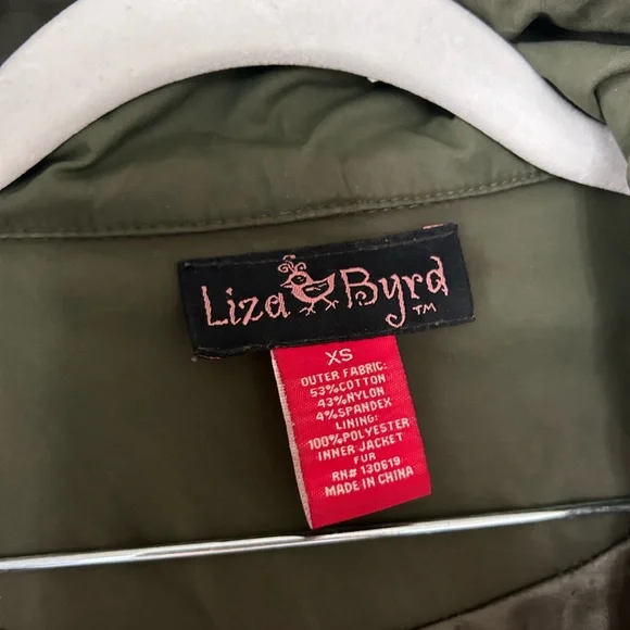 Liza Byrd Olive Green Coat - Picture 3 of 3